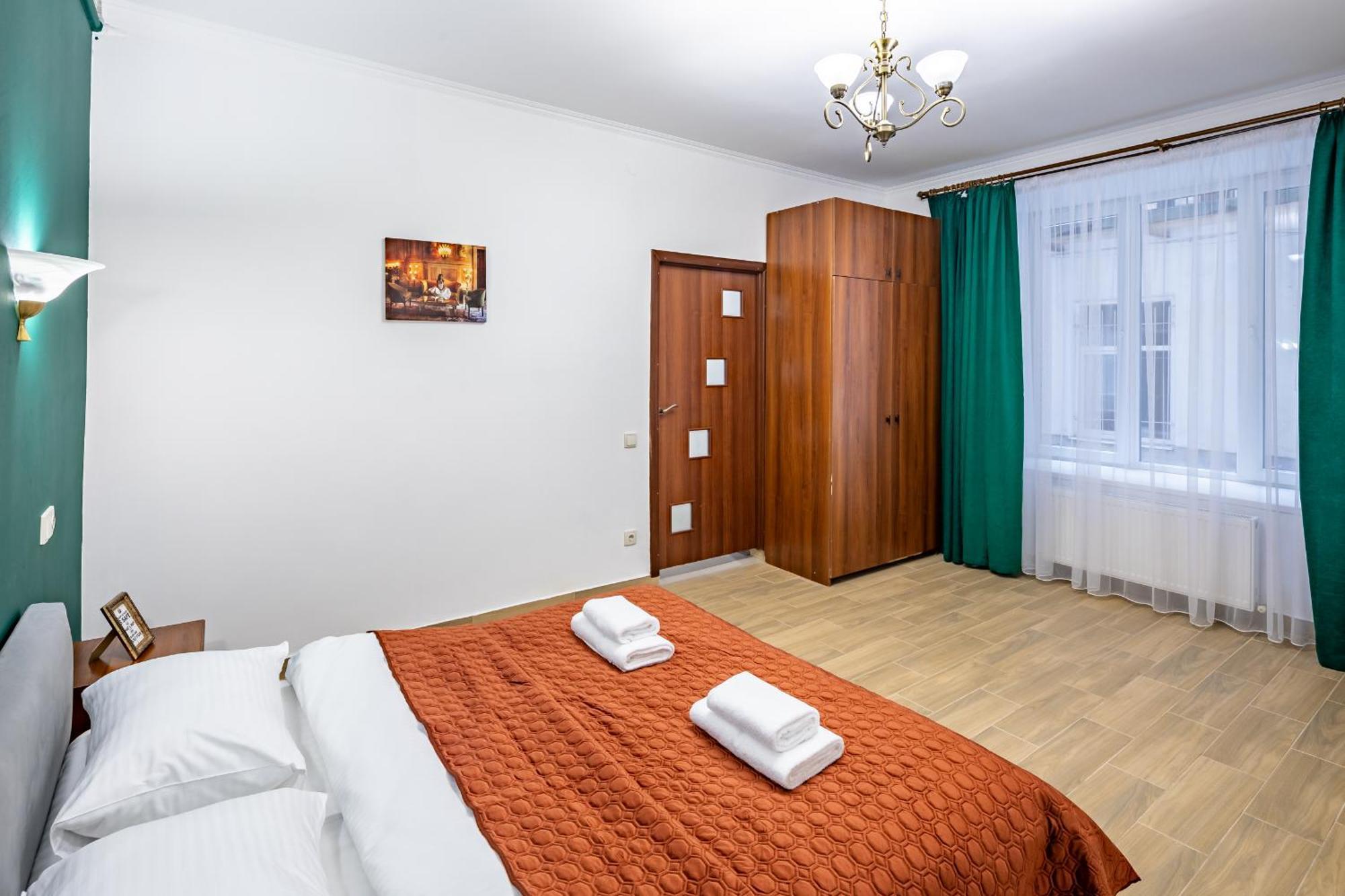 Complex Of Central Apartments Lviv Exterior photo